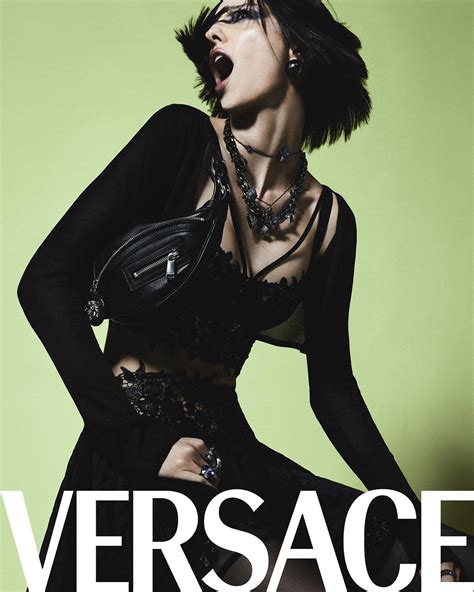 pubblicità versace voci|versace ads.